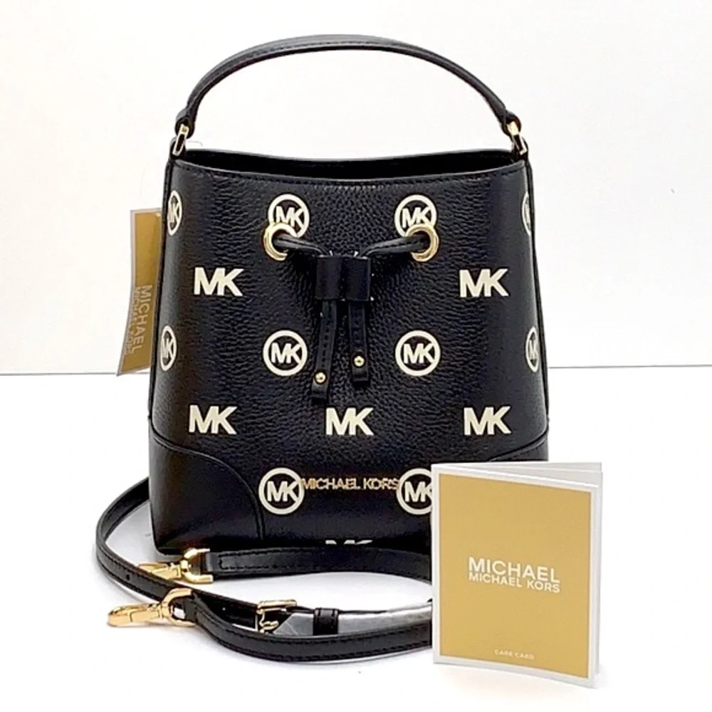 MICHAEL KORS Mercer Small Logo Embossed Leather Bucket Bag COLOR BLACK